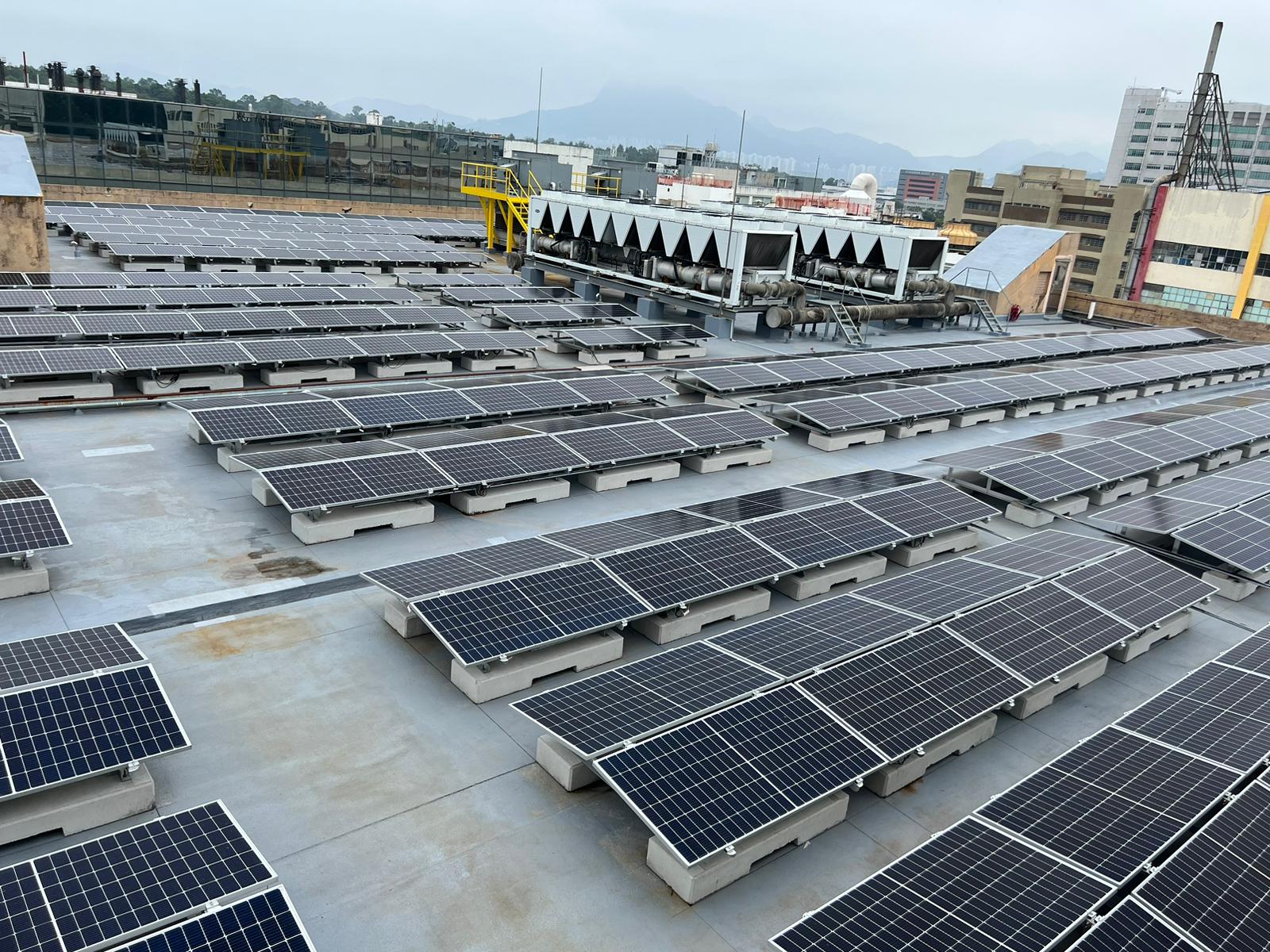 太陽能發電設備 – 點心廠圖片